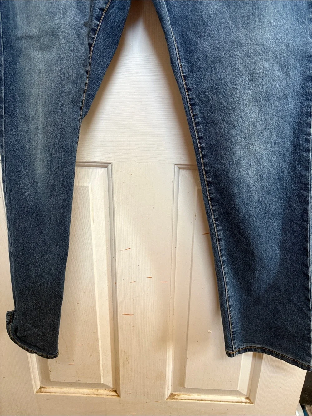 American Rag Slim Straight Men’s Denim Jeans - Faded Blue Wash